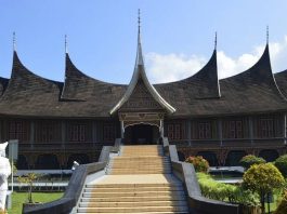 Paket Tour Wisata Padang Sumatera Barat